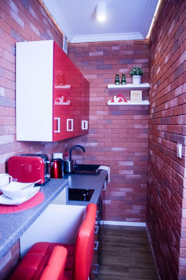 Jacuzzi Apartment Red Krakkó Kültér fotó